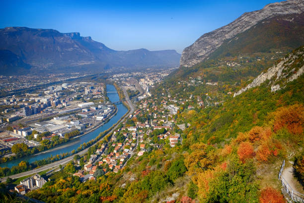 Vue aérienne de Grenoble, Isère en automne